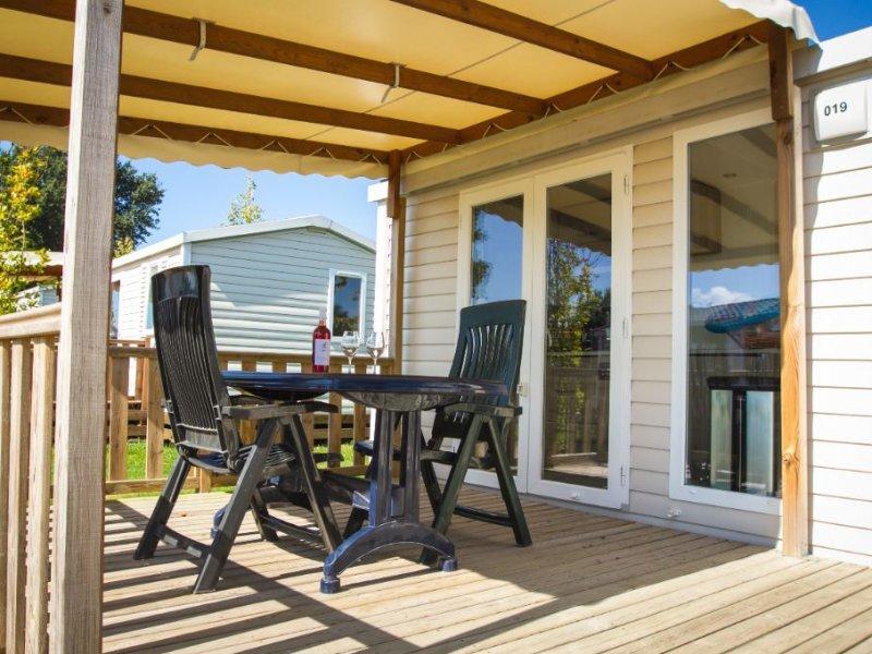 Camping 'T Soete Dal Zutendaal Bagian luar foto